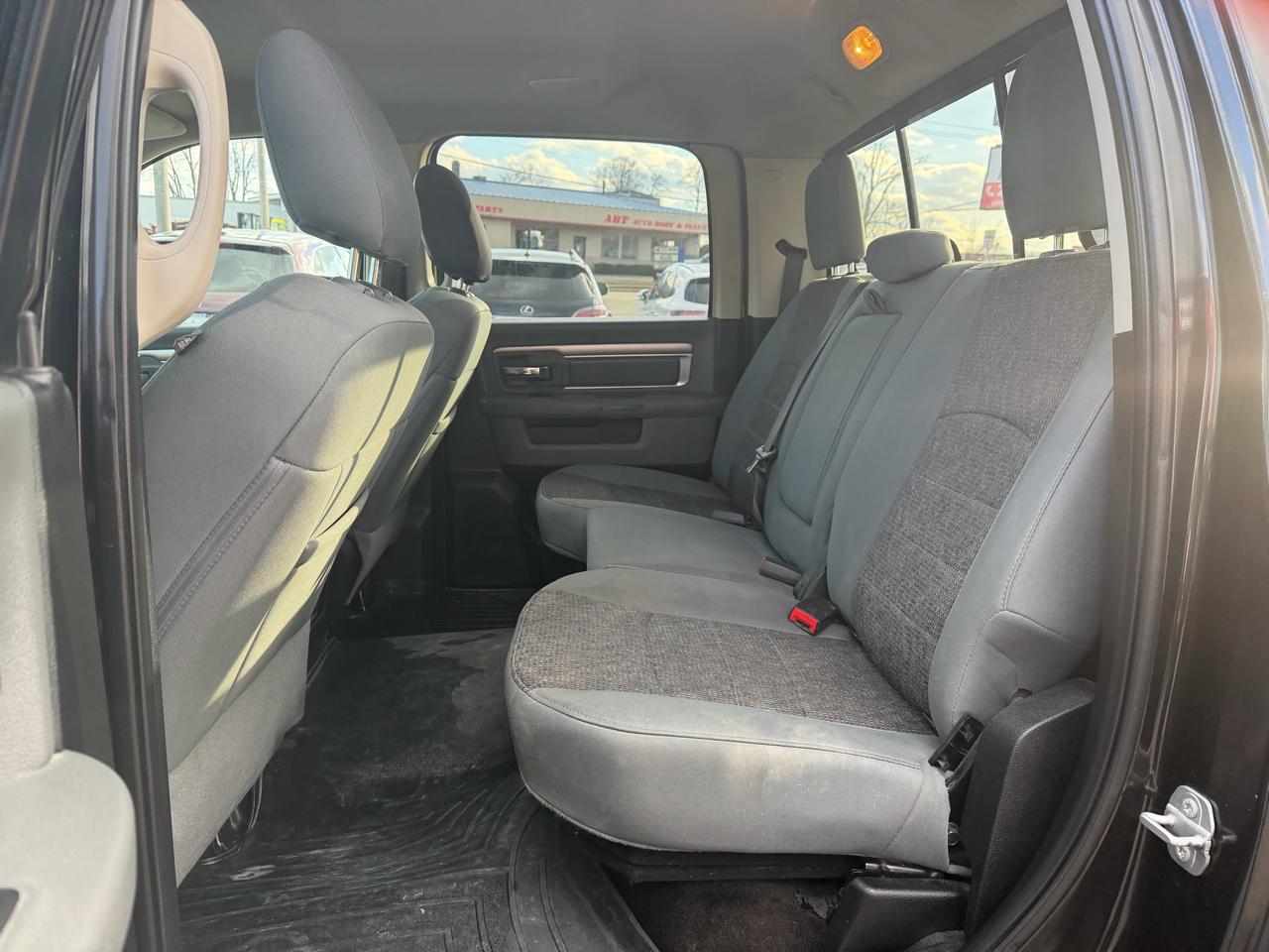 RAM 1500 SLT Crew Cab SWB 4WD 2017