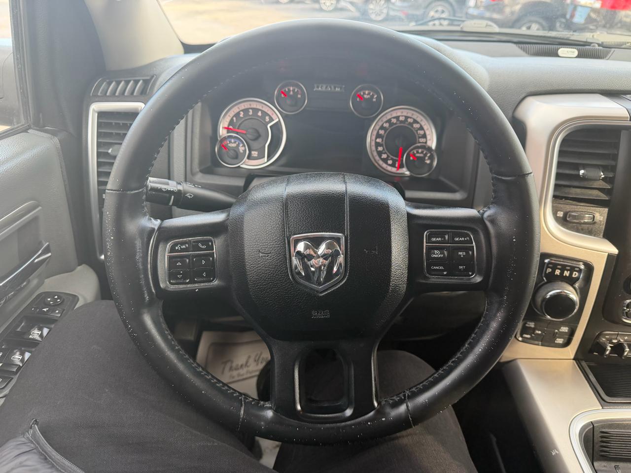 RAM 1500 SLT Crew Cab SWB 4WD 2017