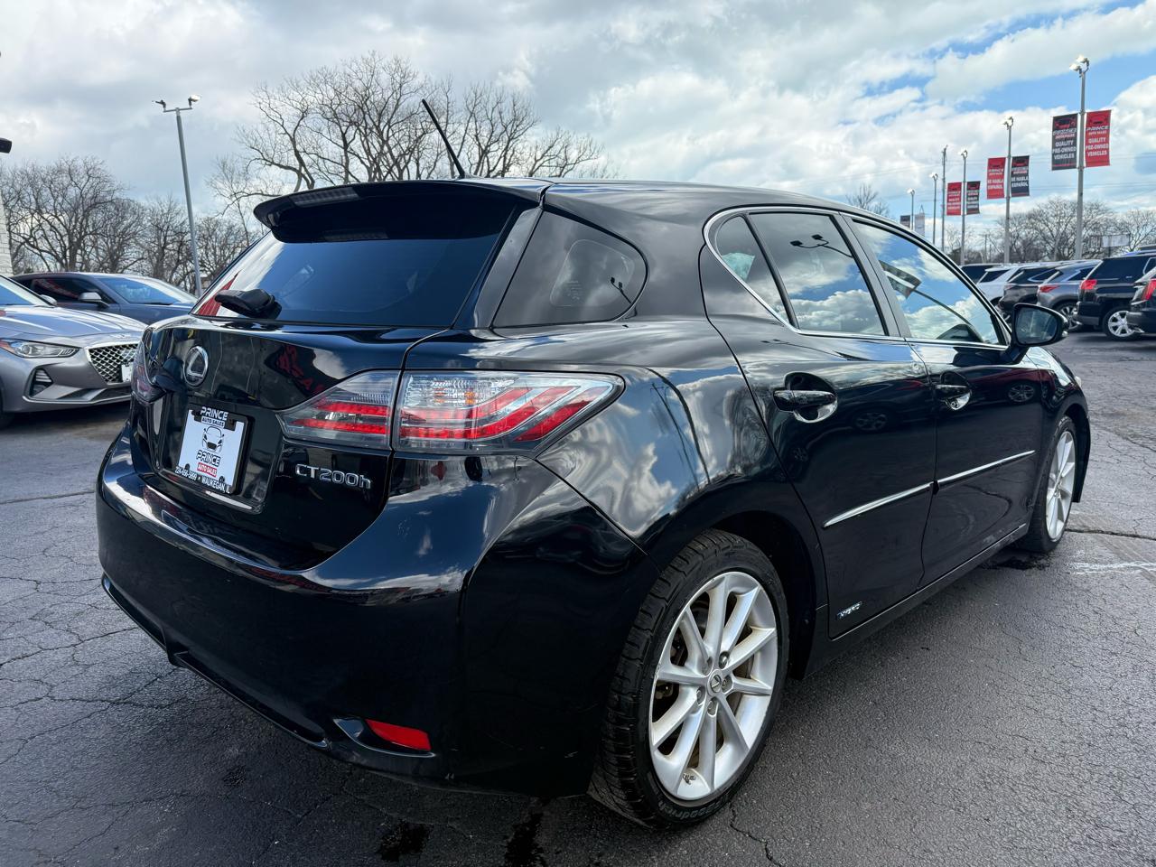 Lexus CT 200h Base 2012