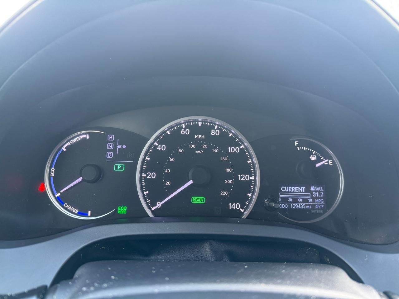 Lexus CT 200h Base 2012