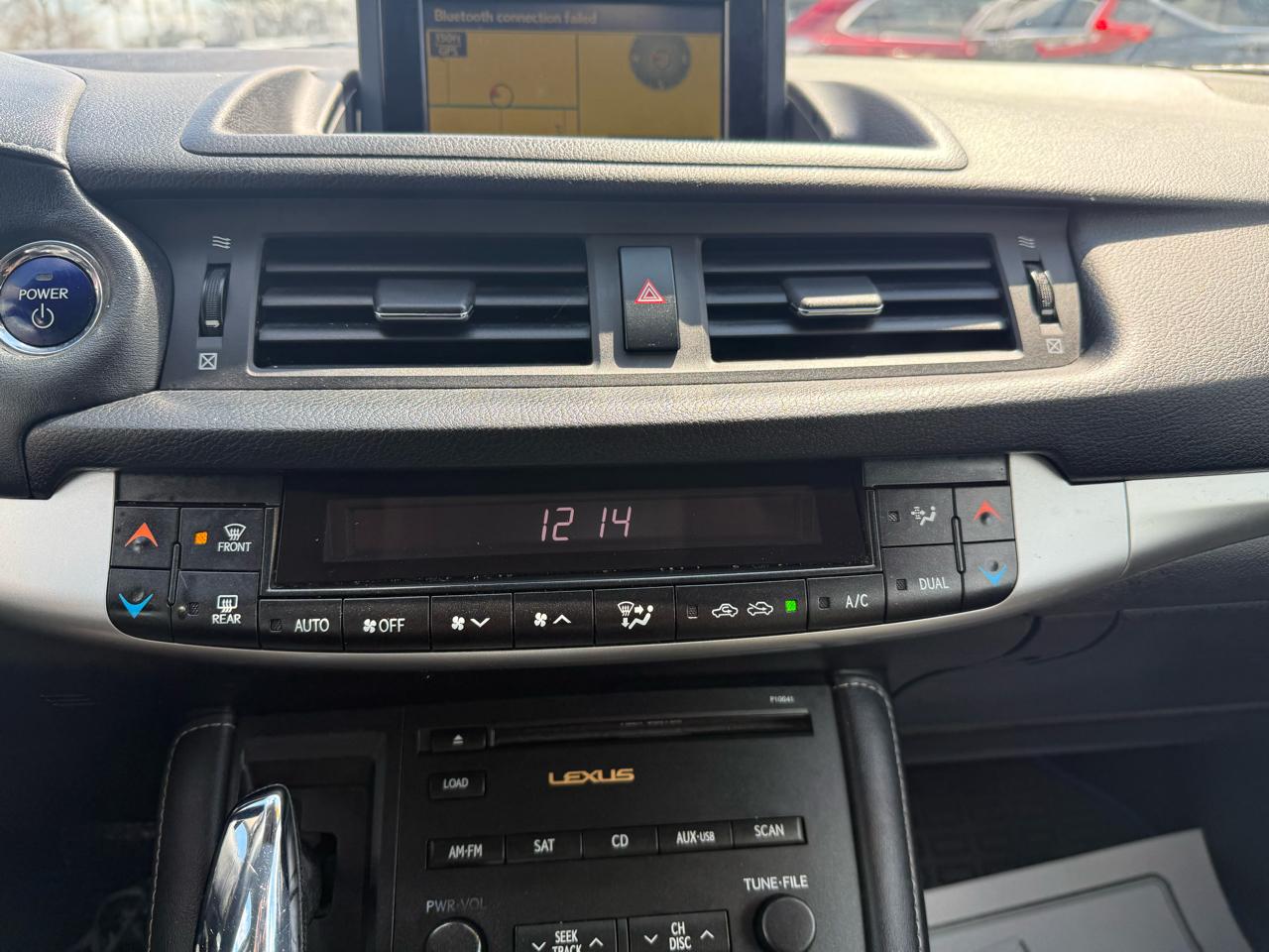 Lexus CT 200h Base 2012