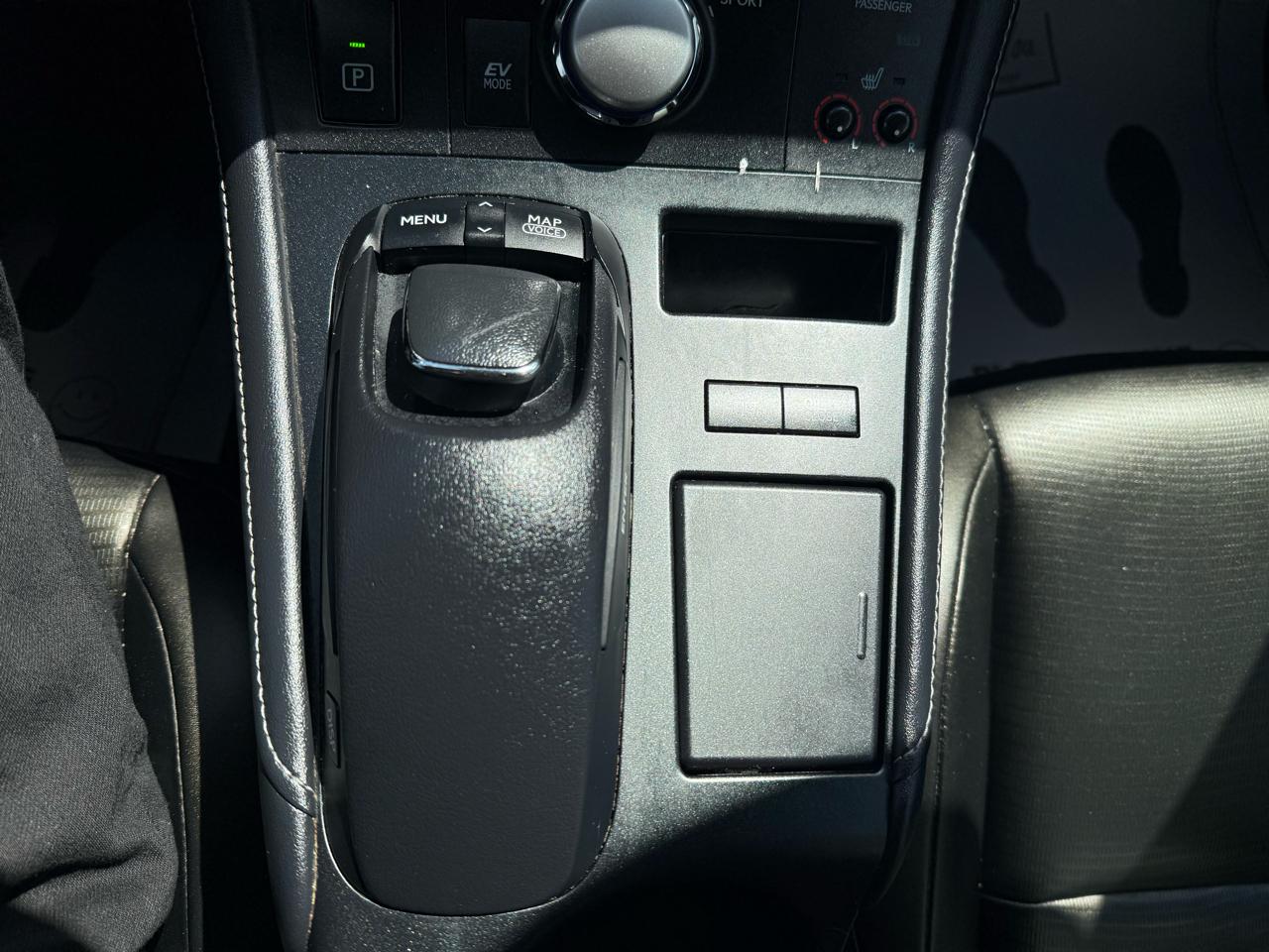 Lexus CT 200h Base 2012