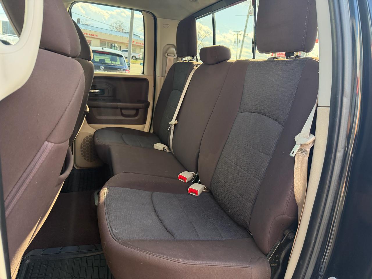 RAM 1500 SLT Quad Cab 4WD 2013