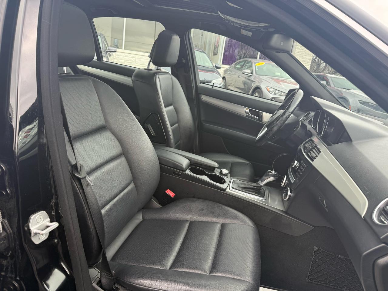 Mercedes-Benz C-Class C300 4MATIC Sport Sedan 2013