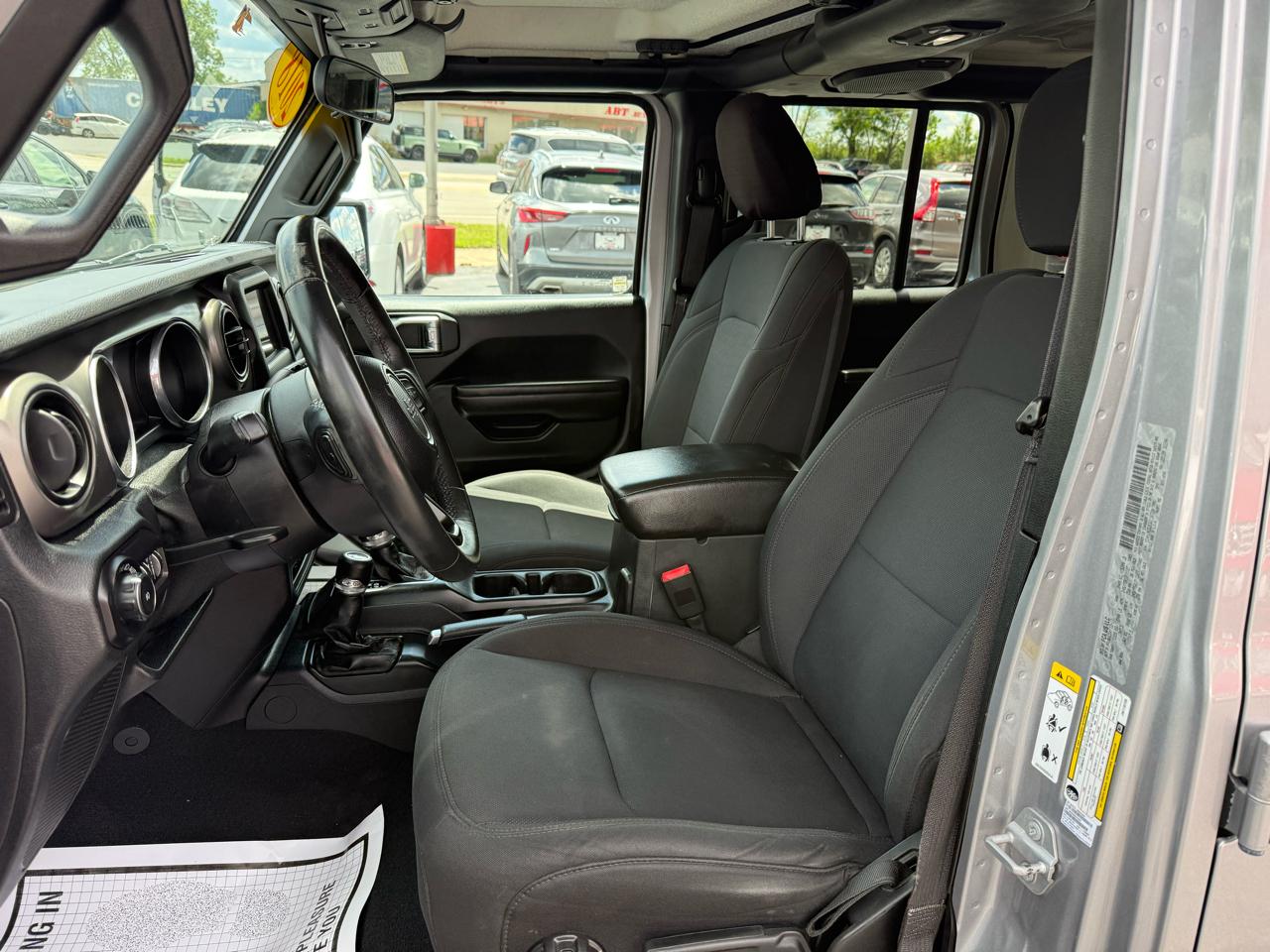 Jeep Wrangler Unlimited Sport 2018