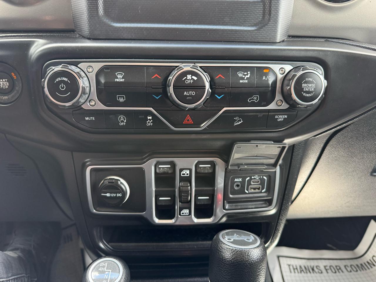 Jeep Wrangler Unlimited Sport 2018