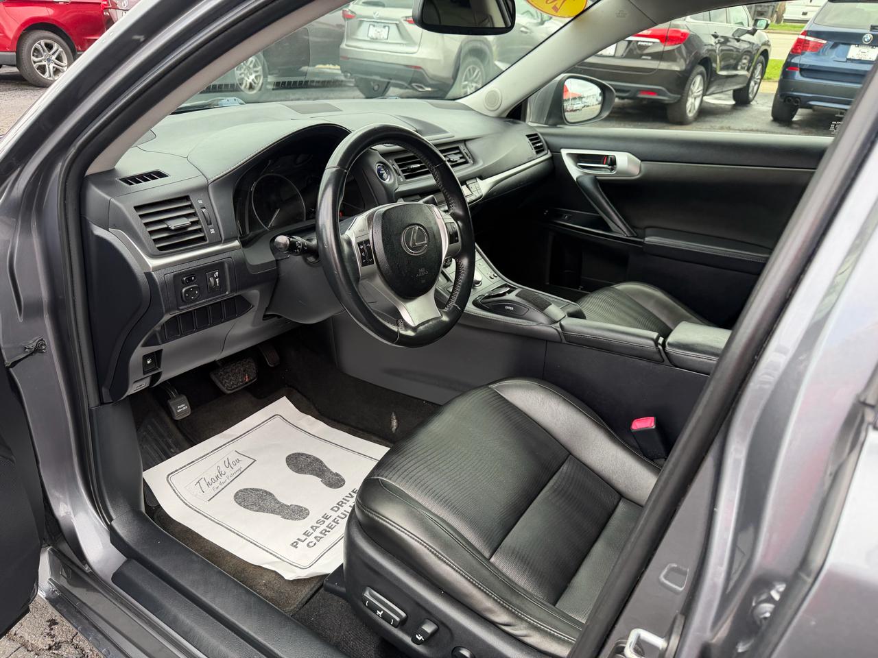 Lexus CT 200h Base 2013