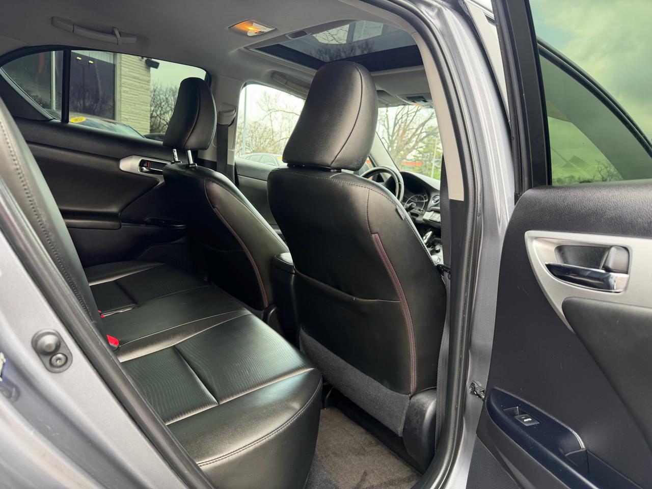 Lexus CT 200h Base 2013