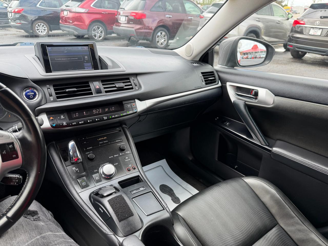 Lexus CT 200h Base 2013