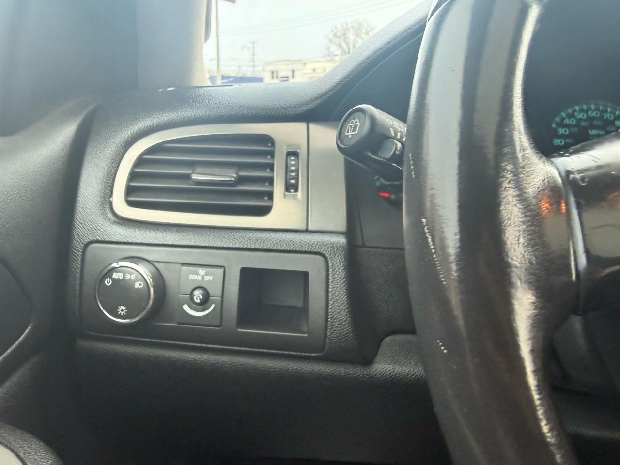 Chevrolet Tahoe LS 2WD 2009