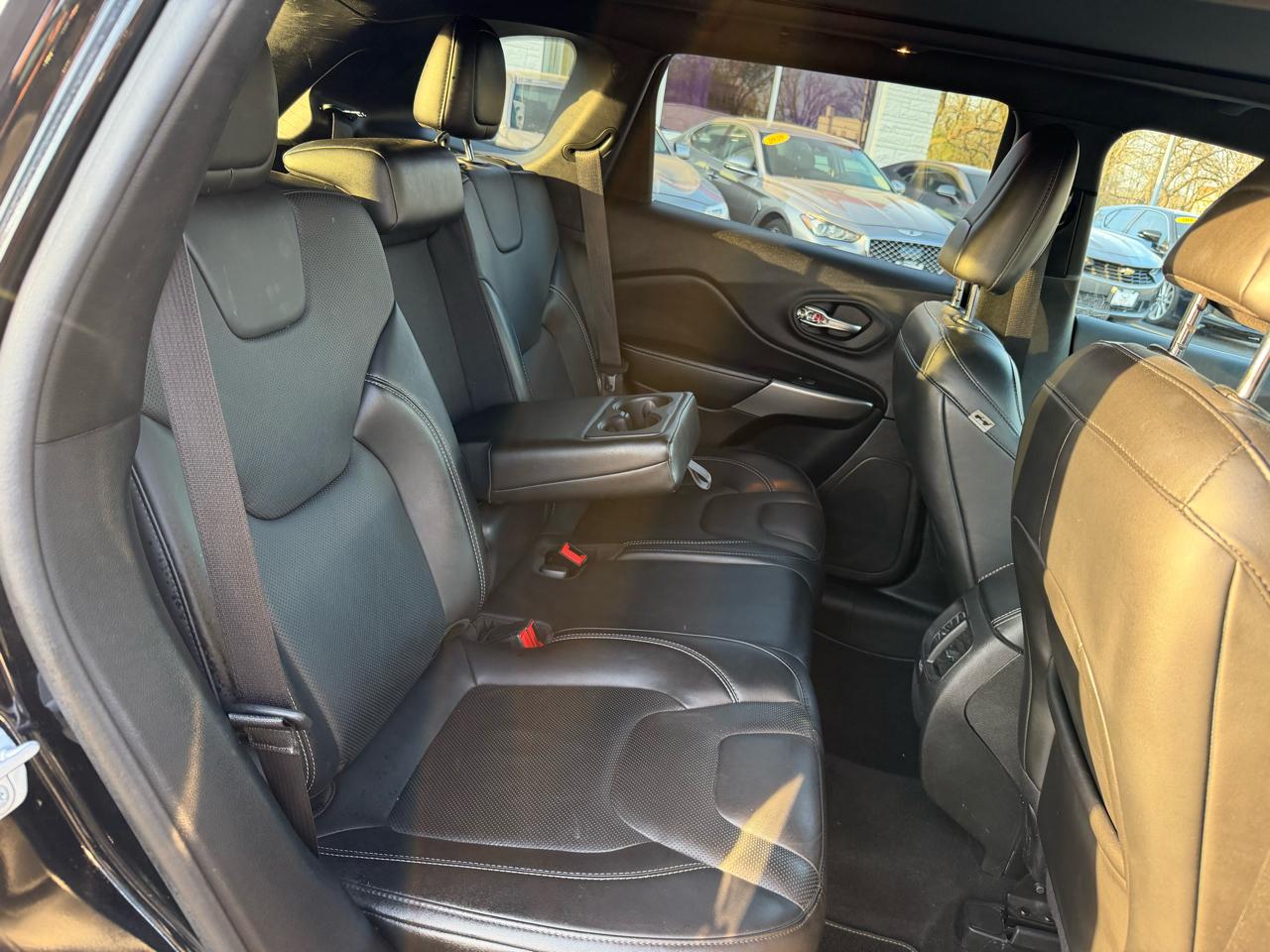 Jeep Cherokee Latitude Lux 4WD 2021