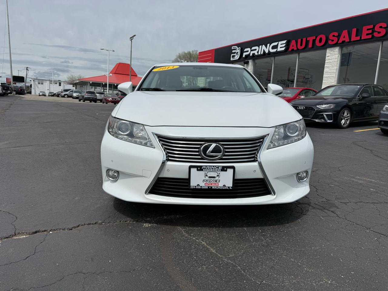 Lexus ES 350 Sedan 2013