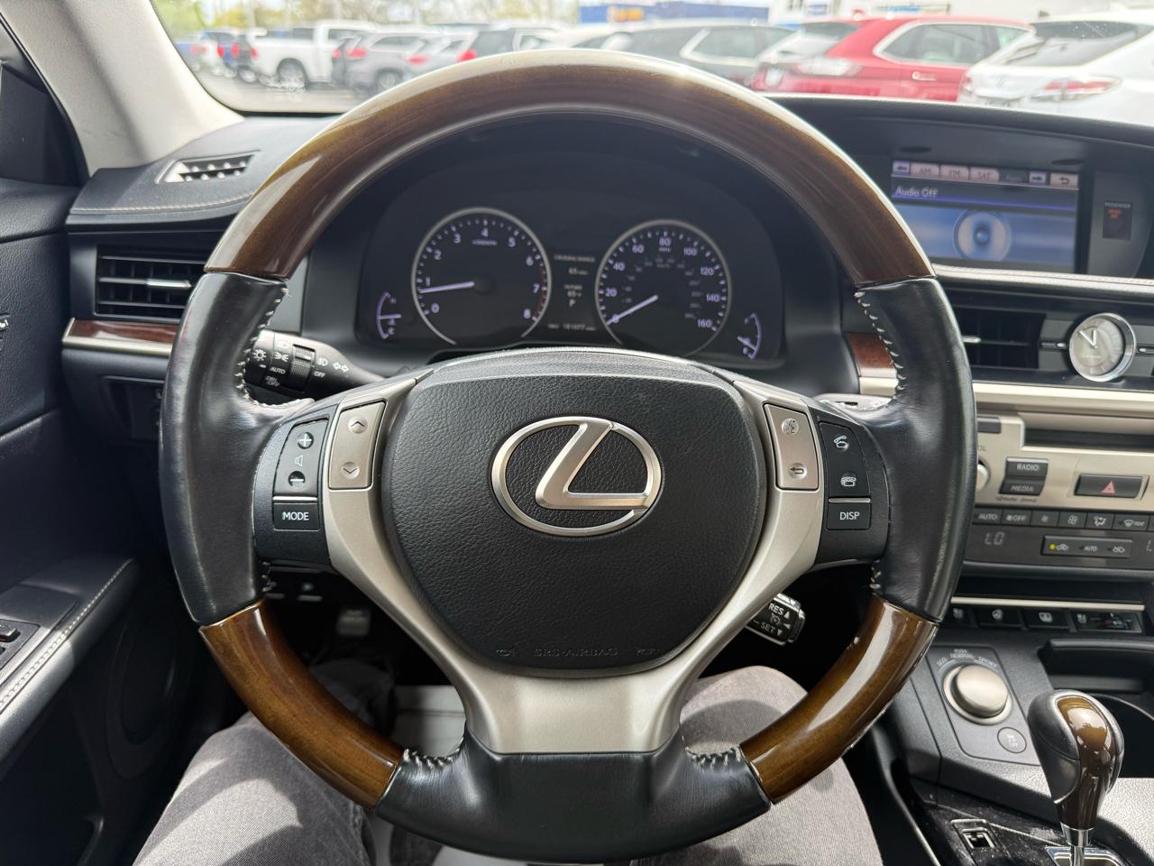 Lexus ES 350 Sedan 2013
