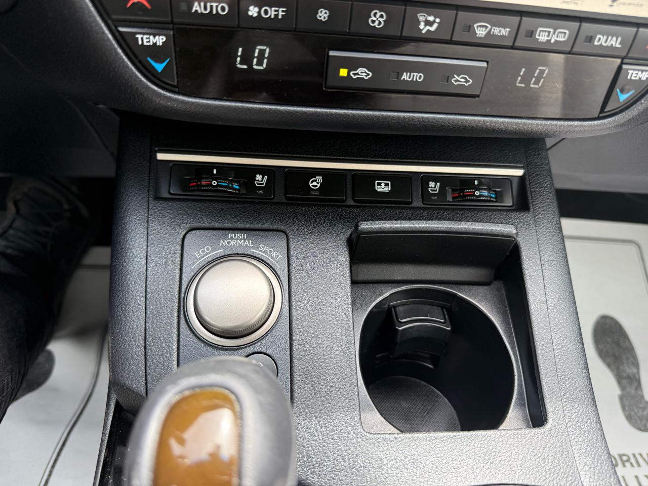 Lexus ES 350 Sedan 2013