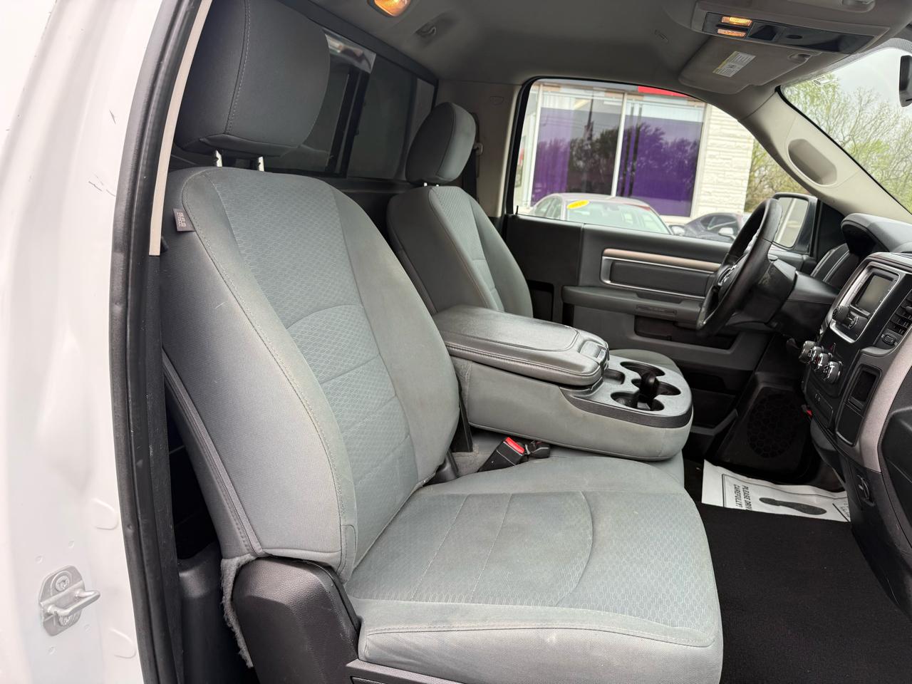 RAM 1500 2WD Reg Cab 140.5" Tradesman 2017