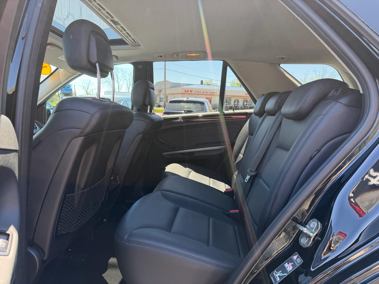 Mercedes-Benz M-Class ML350 4MATIC 2011