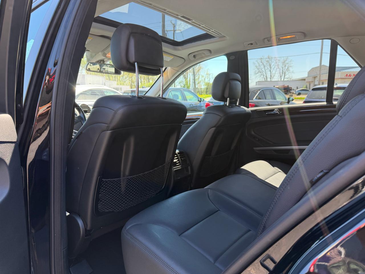 Mercedes-Benz M-Class ML350 4MATIC 2011