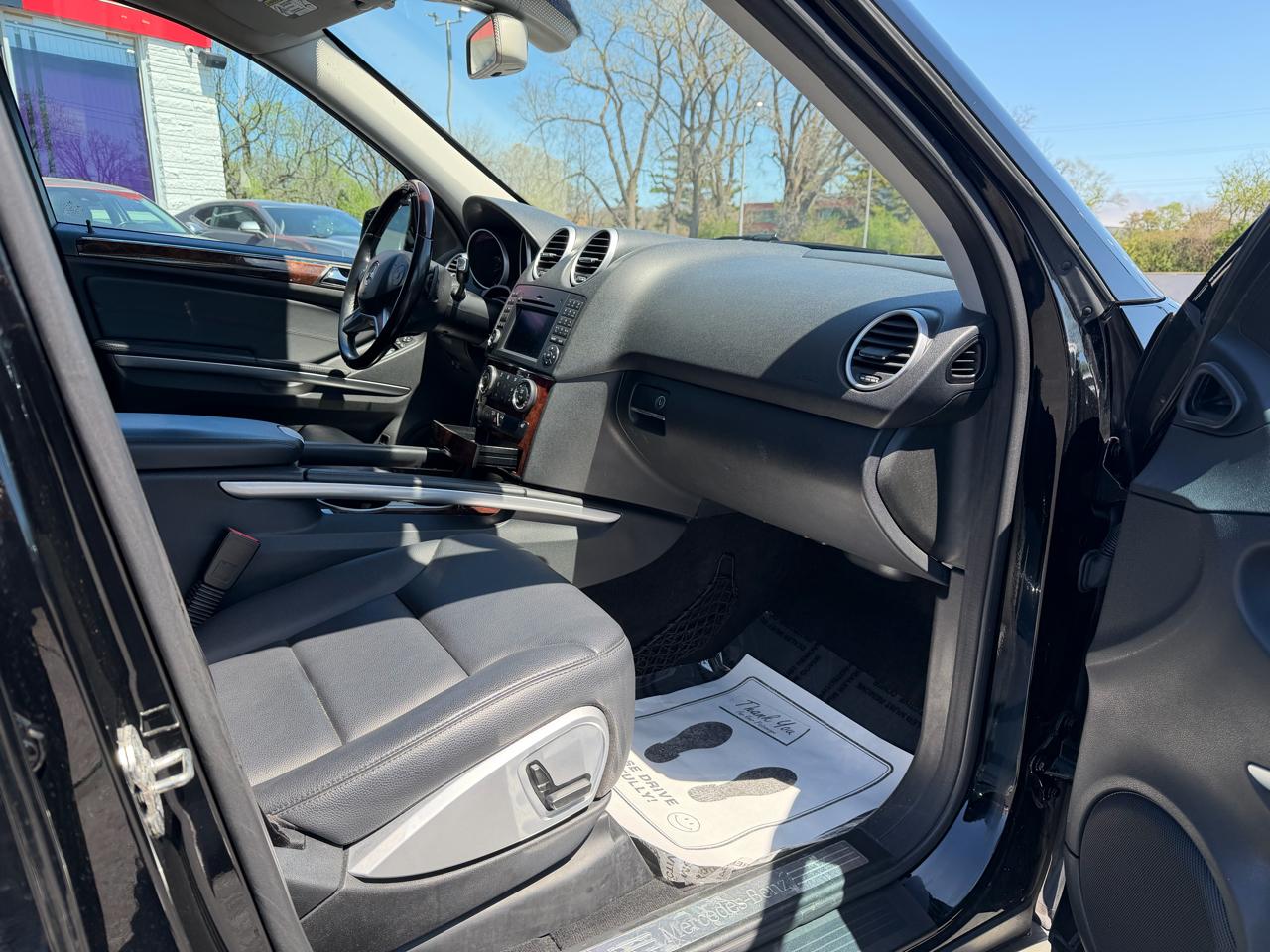 Mercedes-Benz M-Class ML350 4MATIC 2011