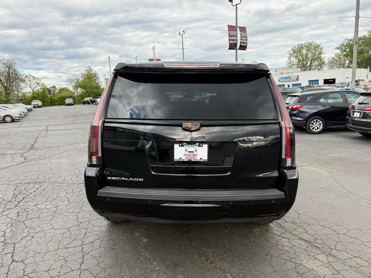 Cadillac Escalade Luxury 4WD 2017