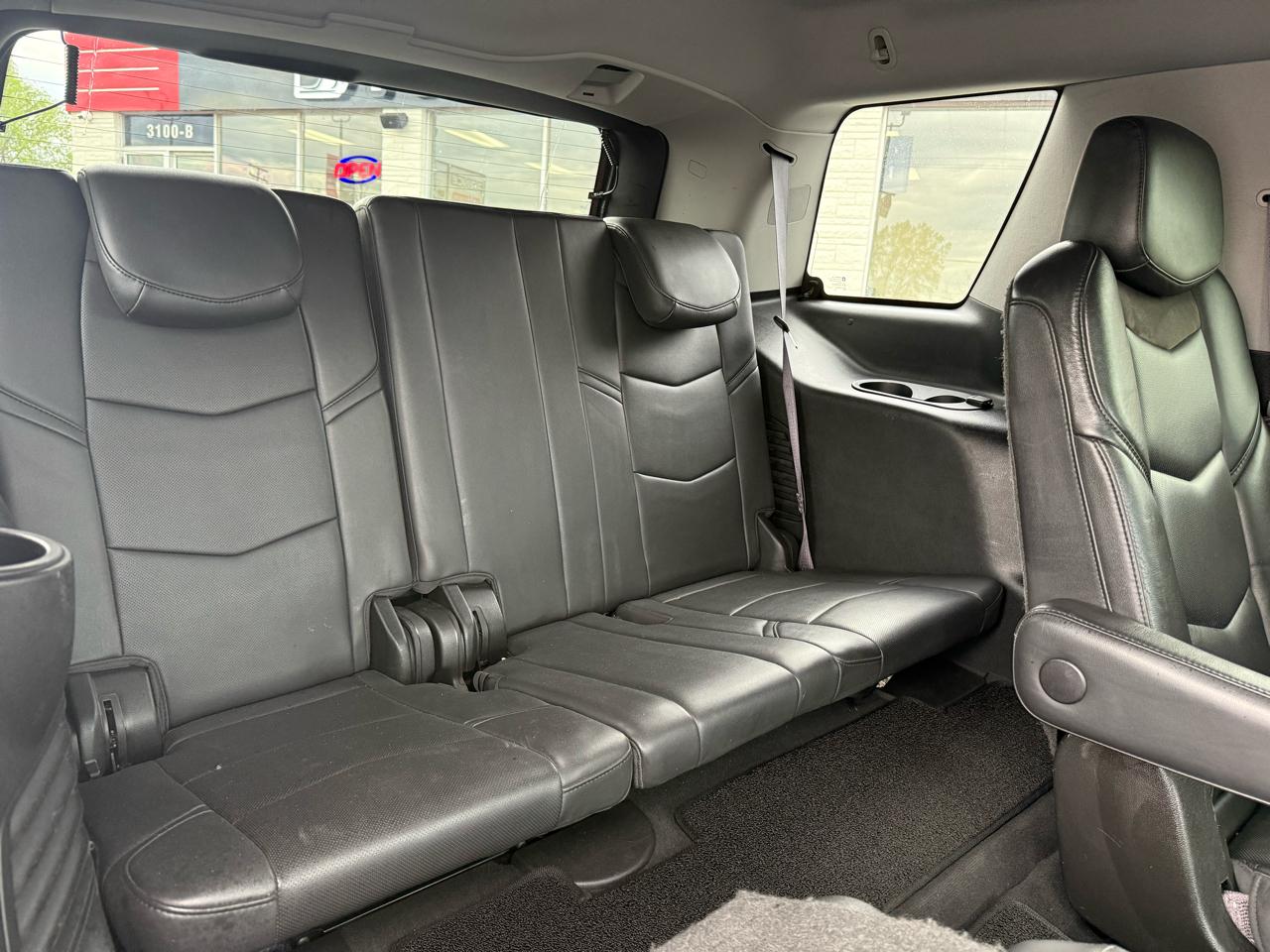 Cadillac Escalade Luxury 4WD 2017