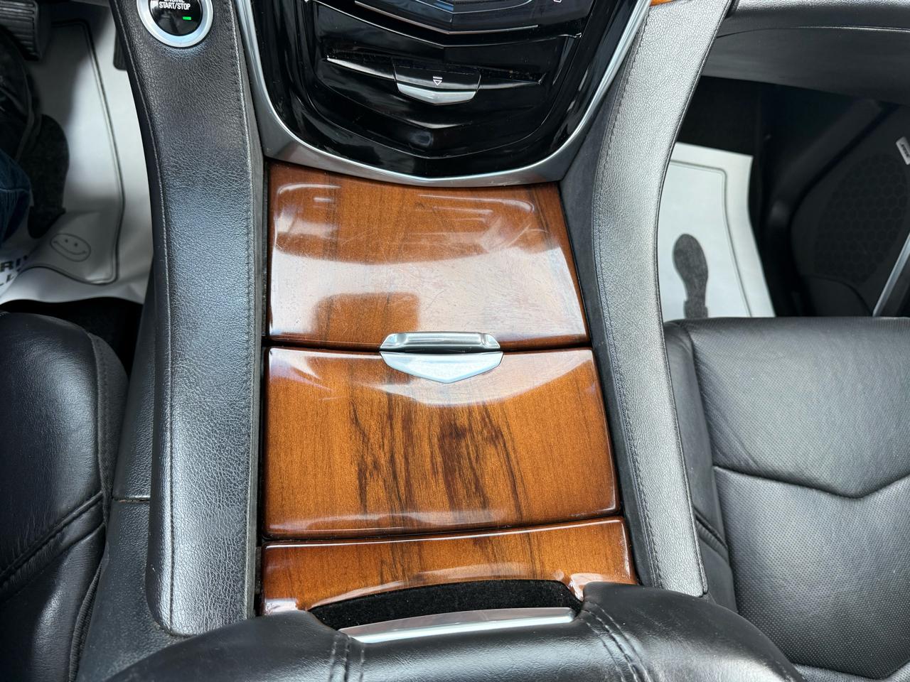 Cadillac Escalade Luxury 4WD 2017