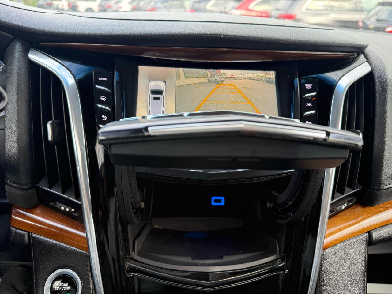Cadillac Escalade Luxury 4WD 2017