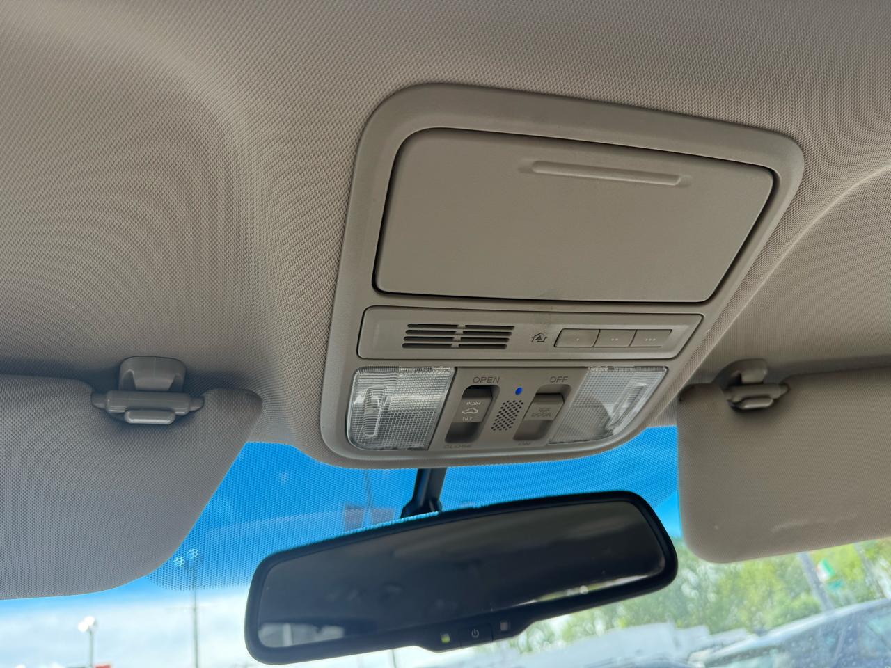 Honda Odyssey Touring 2012