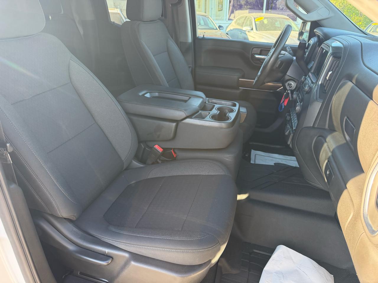 Chevrolet Silverado 1500 LT Double Cab 2WD 2021
