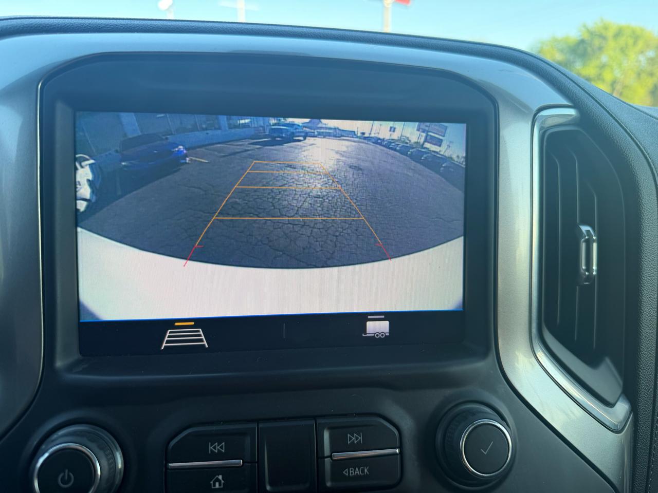 Chevrolet Silverado 1500 LT Double Cab 2WD 2021
