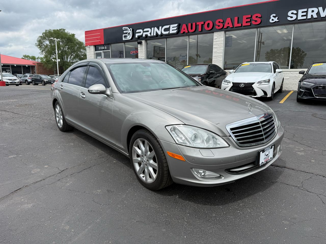 Mercedes-Benz S-Class S550 2007