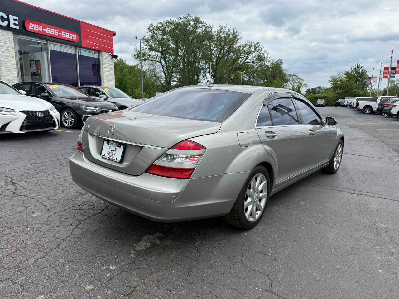 Mercedes-Benz S-Class S550 2007