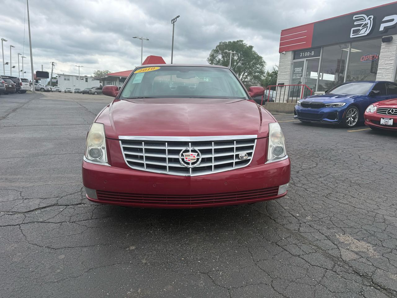 Cadillac DTS Luxury 2010
