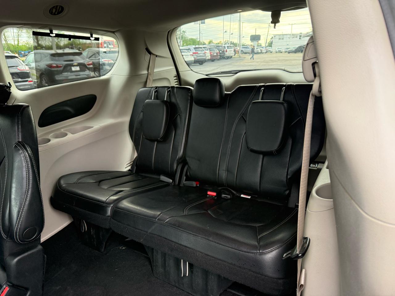 Chrysler Pacifica Touring-L 2022