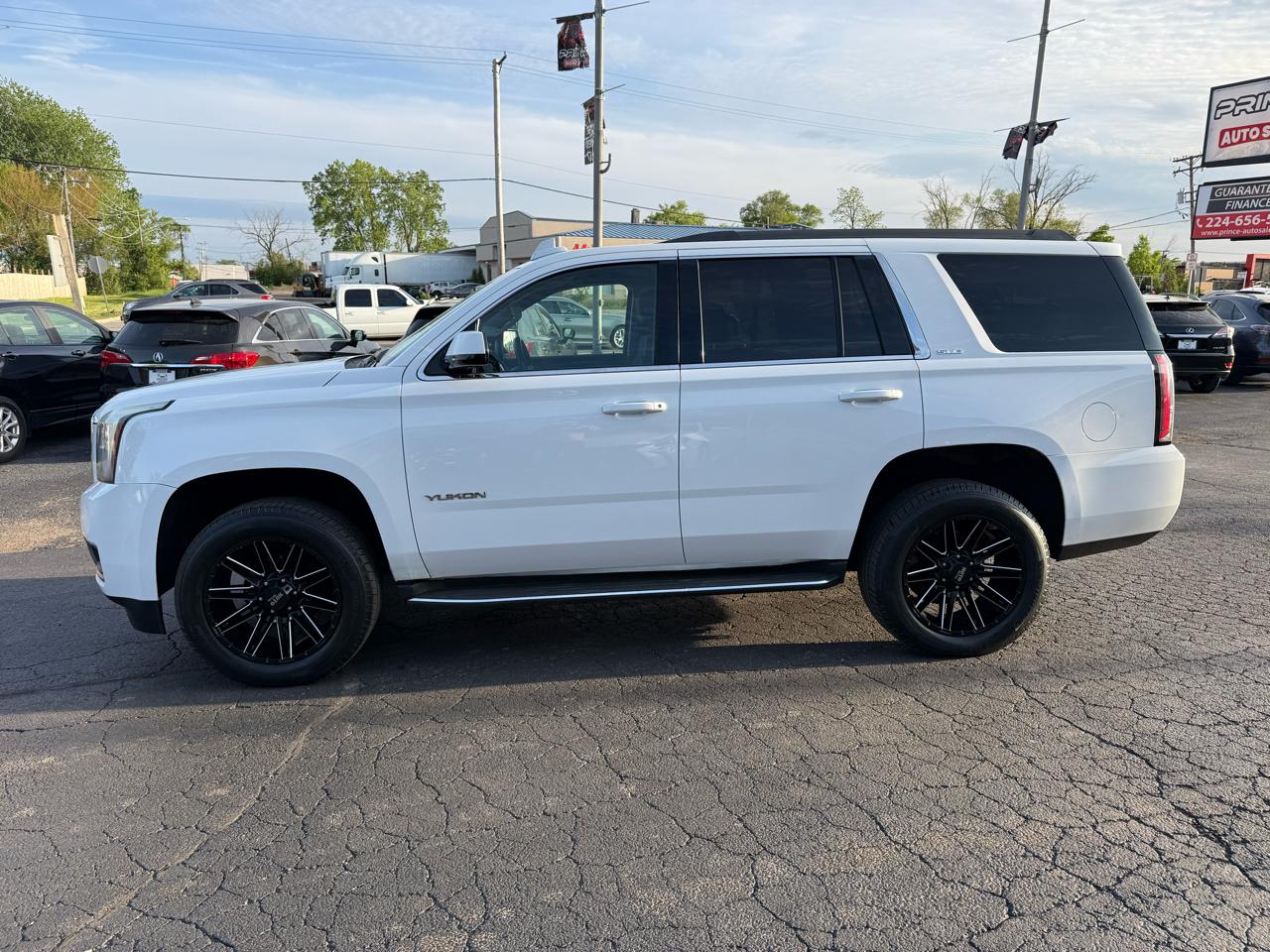 GMC Yukon SLE 4WD 2015