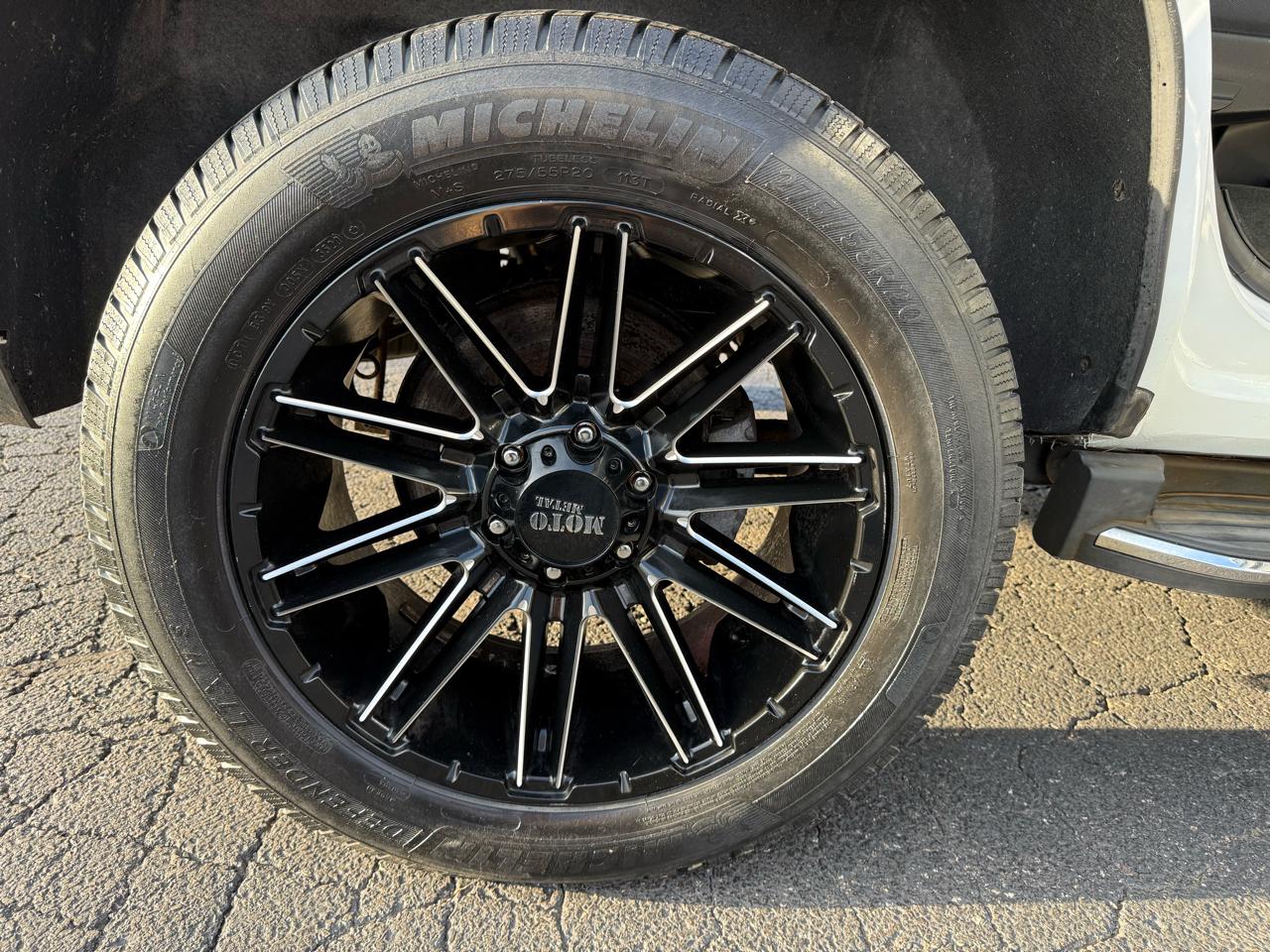 GMC Yukon SLE 4WD 2015