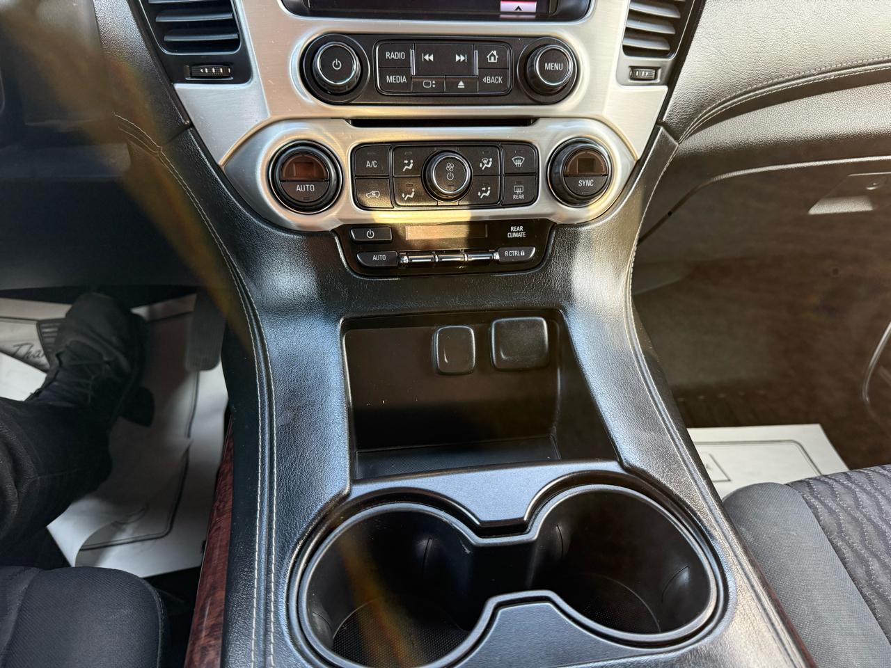 GMC Yukon SLE 4WD 2015