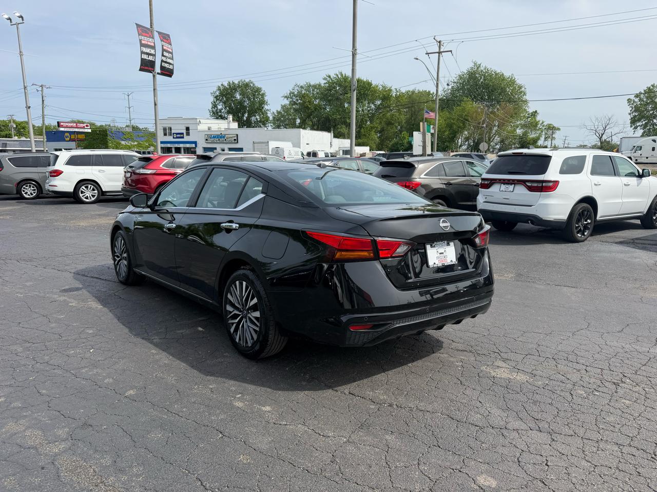 Nissan Altima 2.5 SV 2025
