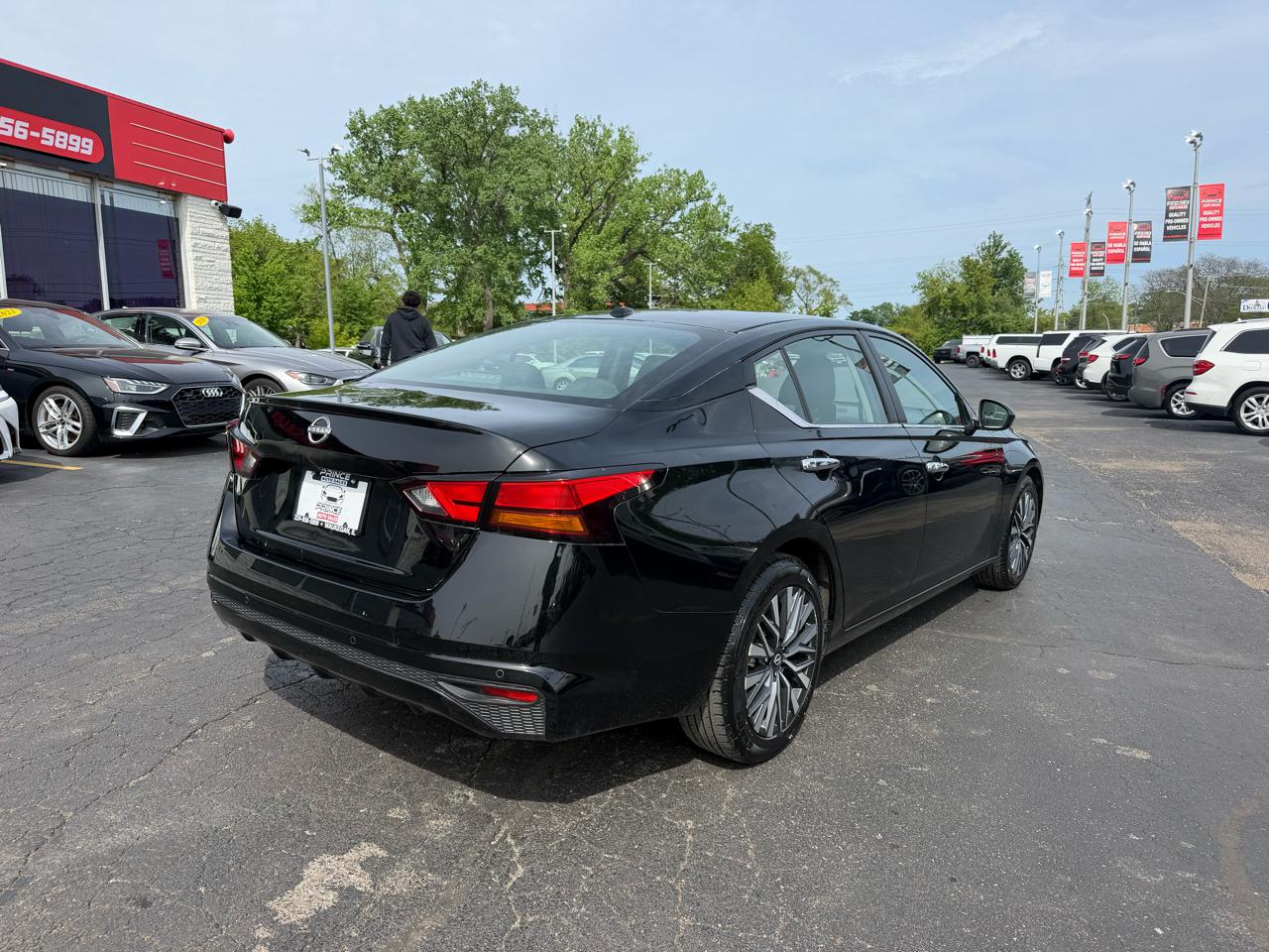 Nissan Altima 2.5 SV 2025