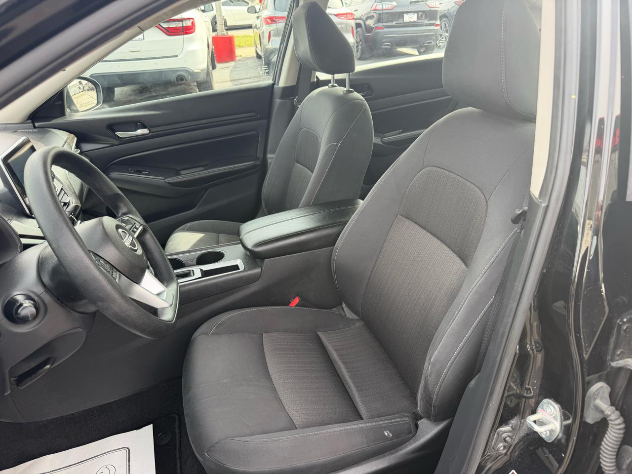 Nissan Altima 2.5 SV 2025