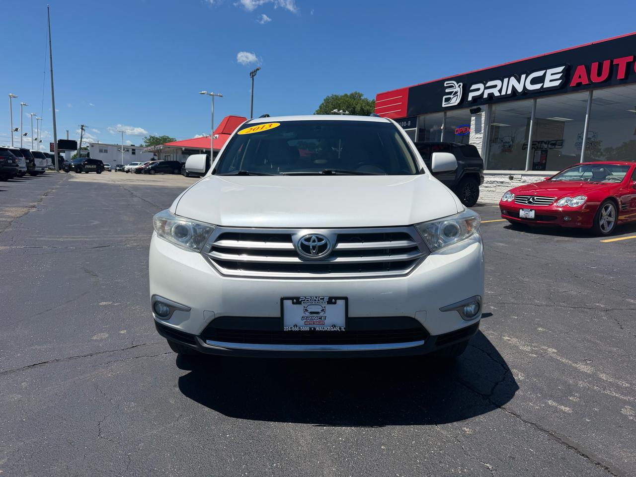 Toyota Highlander Base 2WD V6 2013