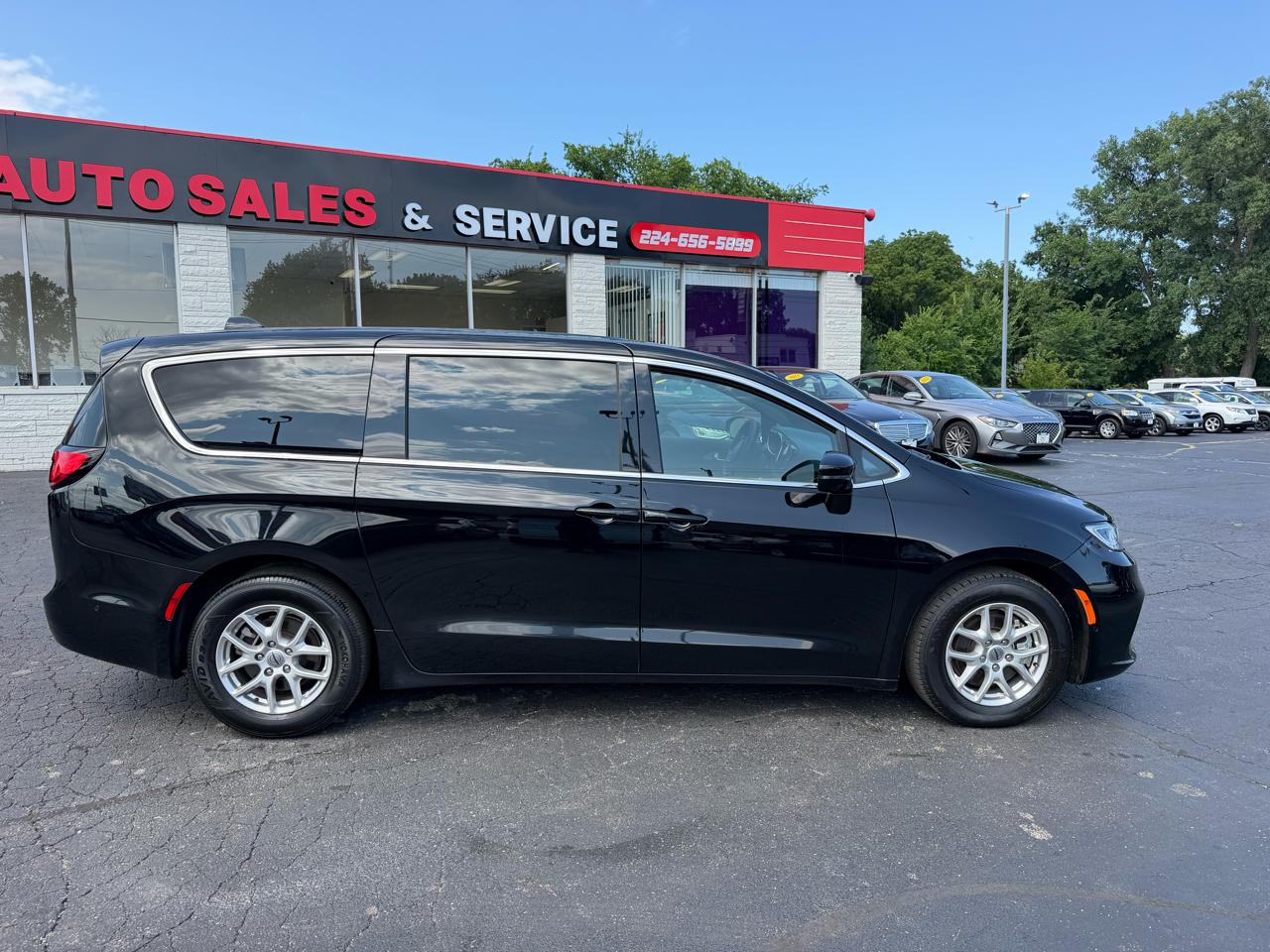 Chrysler Pacifica Select 2025
