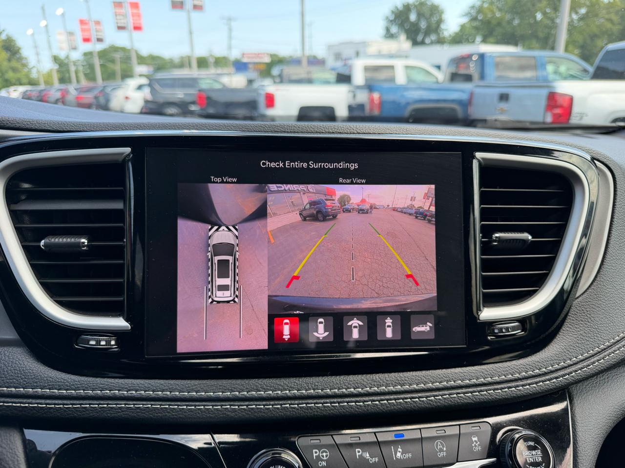 Chrysler Pacifica Select 2025