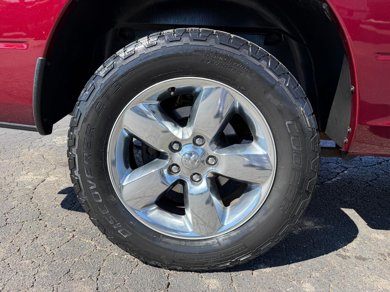 RAM 1500 SLT Quad Cab 4WD 2017