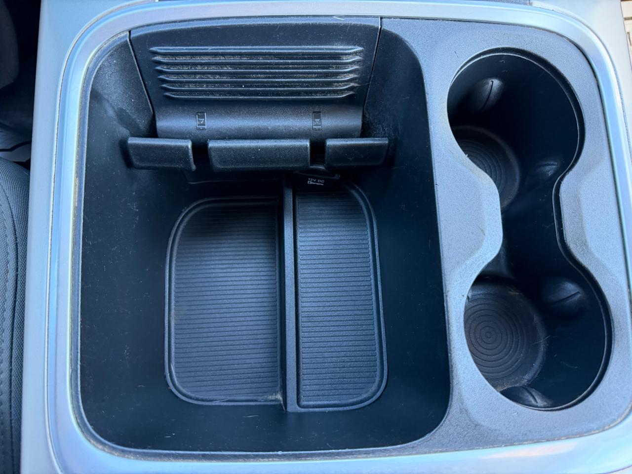 RAM 1500 SLT Quad Cab 4WD 2017