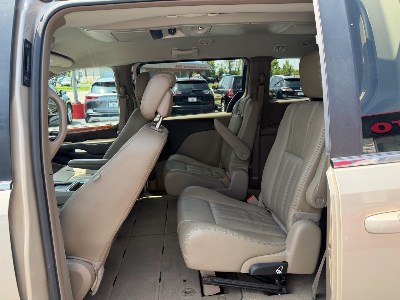 Chrysler Town & Country Touring 2015