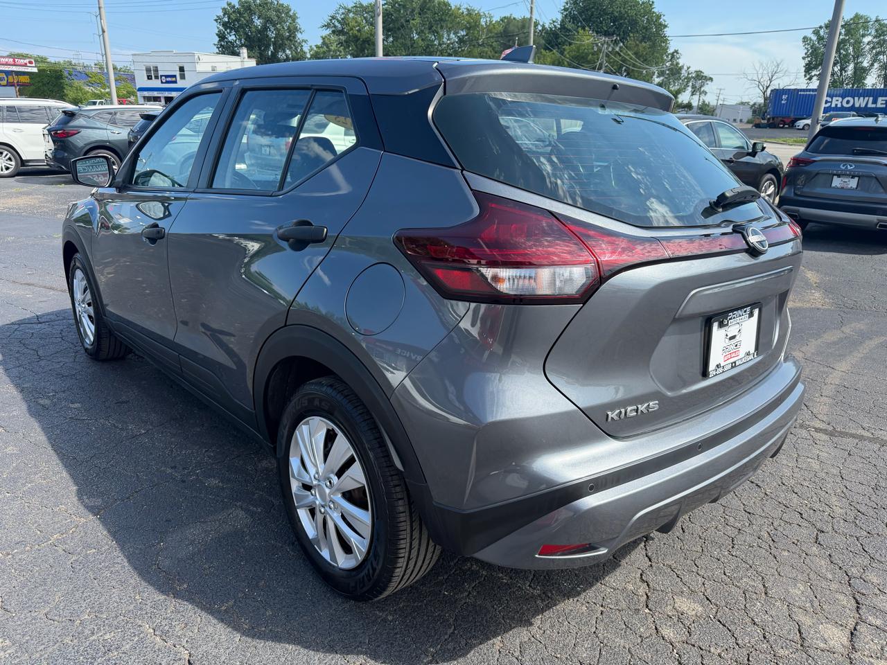 Nissan Kicks S 2023