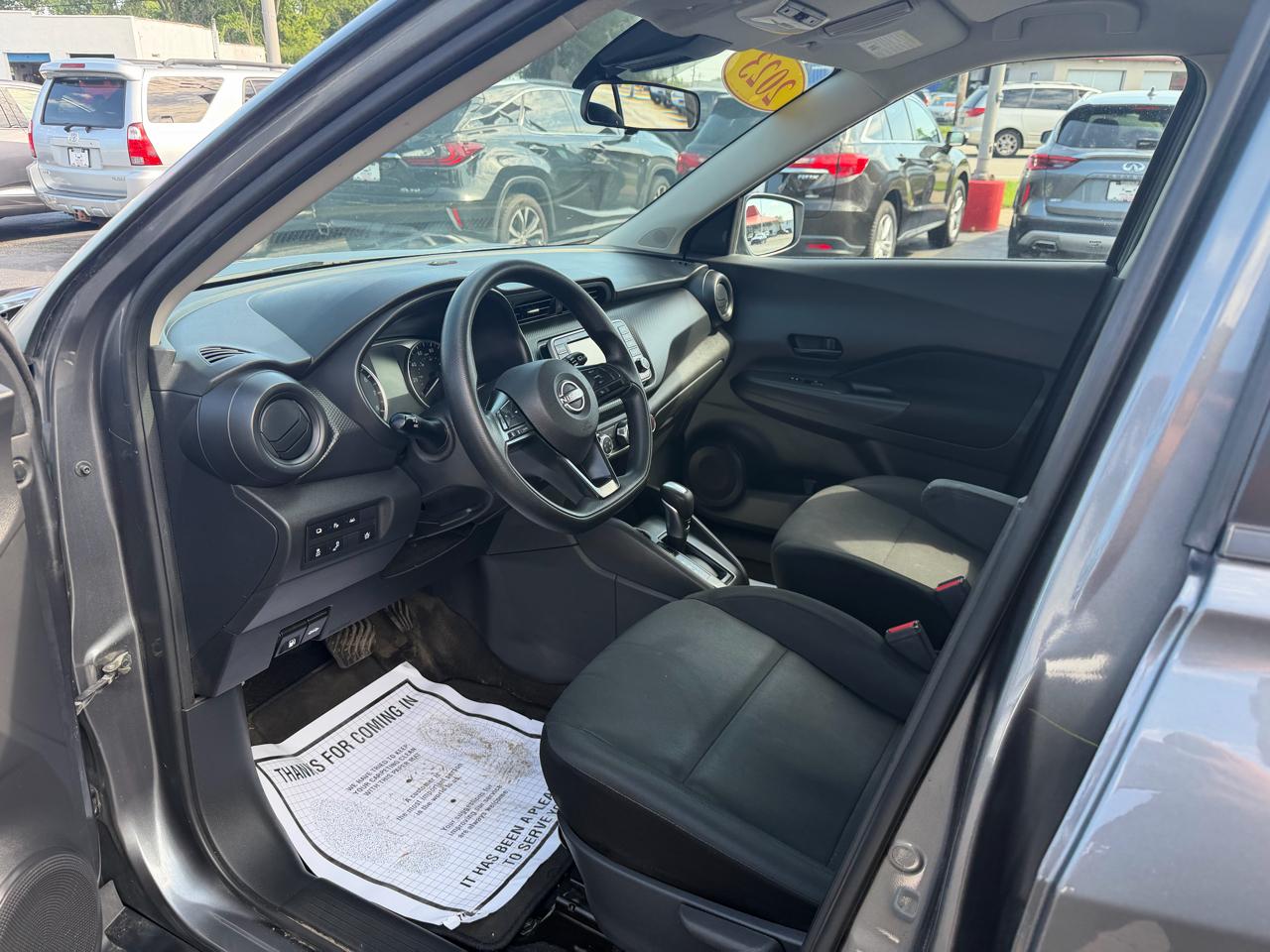 Nissan Kicks S 2023