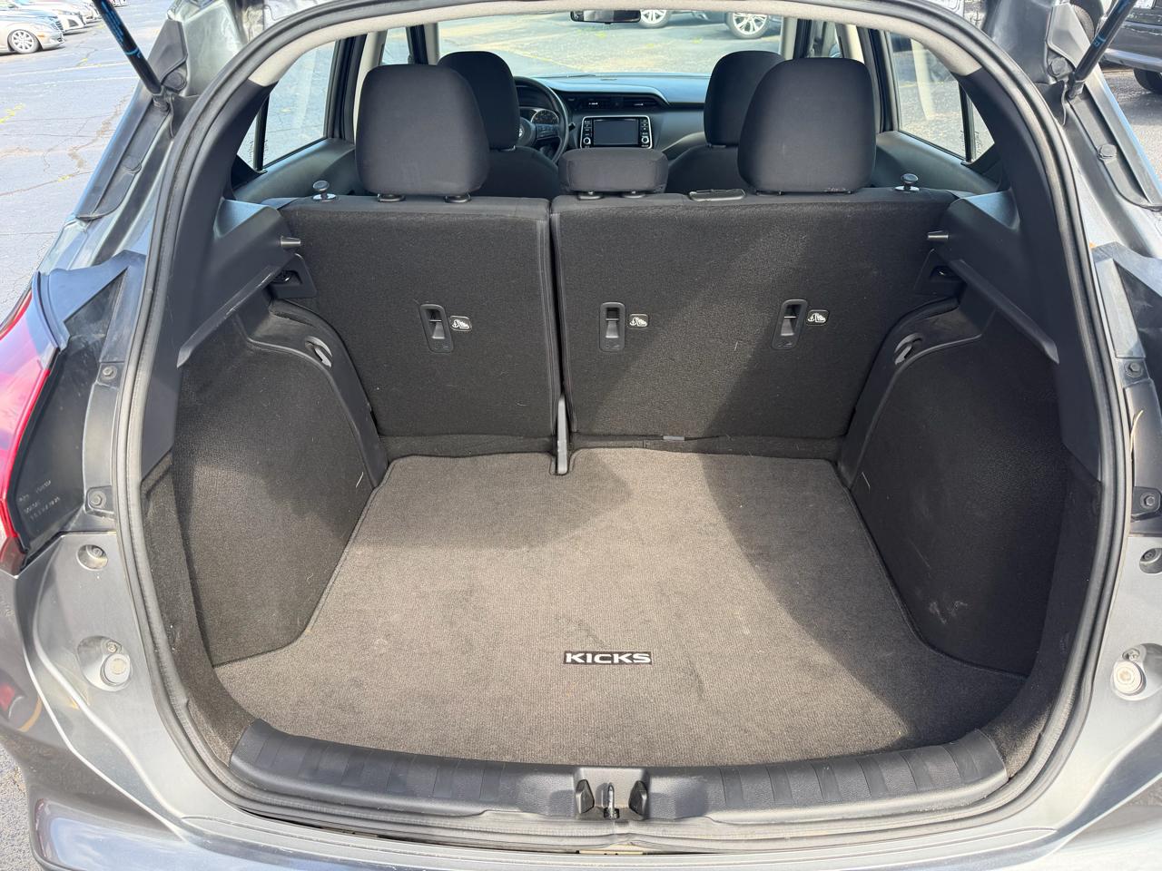 Nissan Kicks S 2023