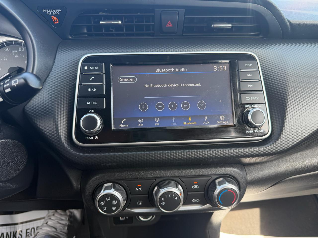 Nissan Kicks S 2023