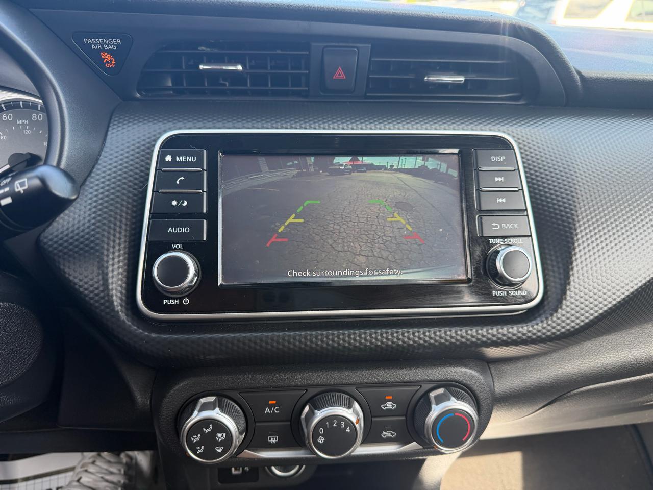 Nissan Kicks S 2023